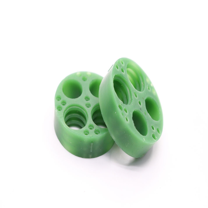 Demande du client Connecteurs à câble à plusieurs broches avec joints flottants et joints en caoutchouc de silicone