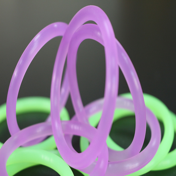Inspection complète de toutes sortes d'anneaux en caoutchouc silicone de n'importe quelle couleur pour le scellement