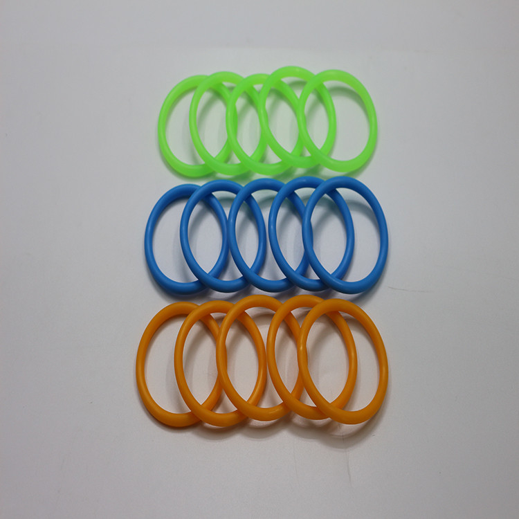 6mm*1.8mm 70 Shore Silicone O Ring offre une couleur personnalisée pour le joint en caoutchouc étanche
