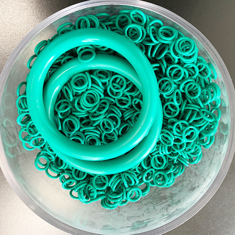 Couleur personnalisée Fep Encapsulé O Rings Sceaux Résistant à l'huile Sceaux en caoutchouc pour l'essence de tuyaux