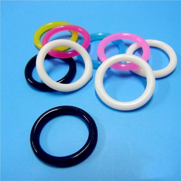 Couleur personnalisée Fep Encapsulé O Rings Sceaux Résistant à l'huile Sceaux en caoutchouc pour l'essence de tuyaux